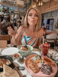 Influencer for healthy restaurant Getfresh in Bangkok